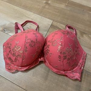 Victoria Secret pink coral gold bra size 32DDD